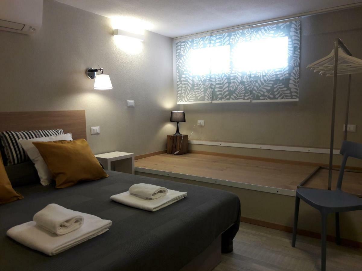 Santa Marta Rooms - Vernazza Buitenkant foto